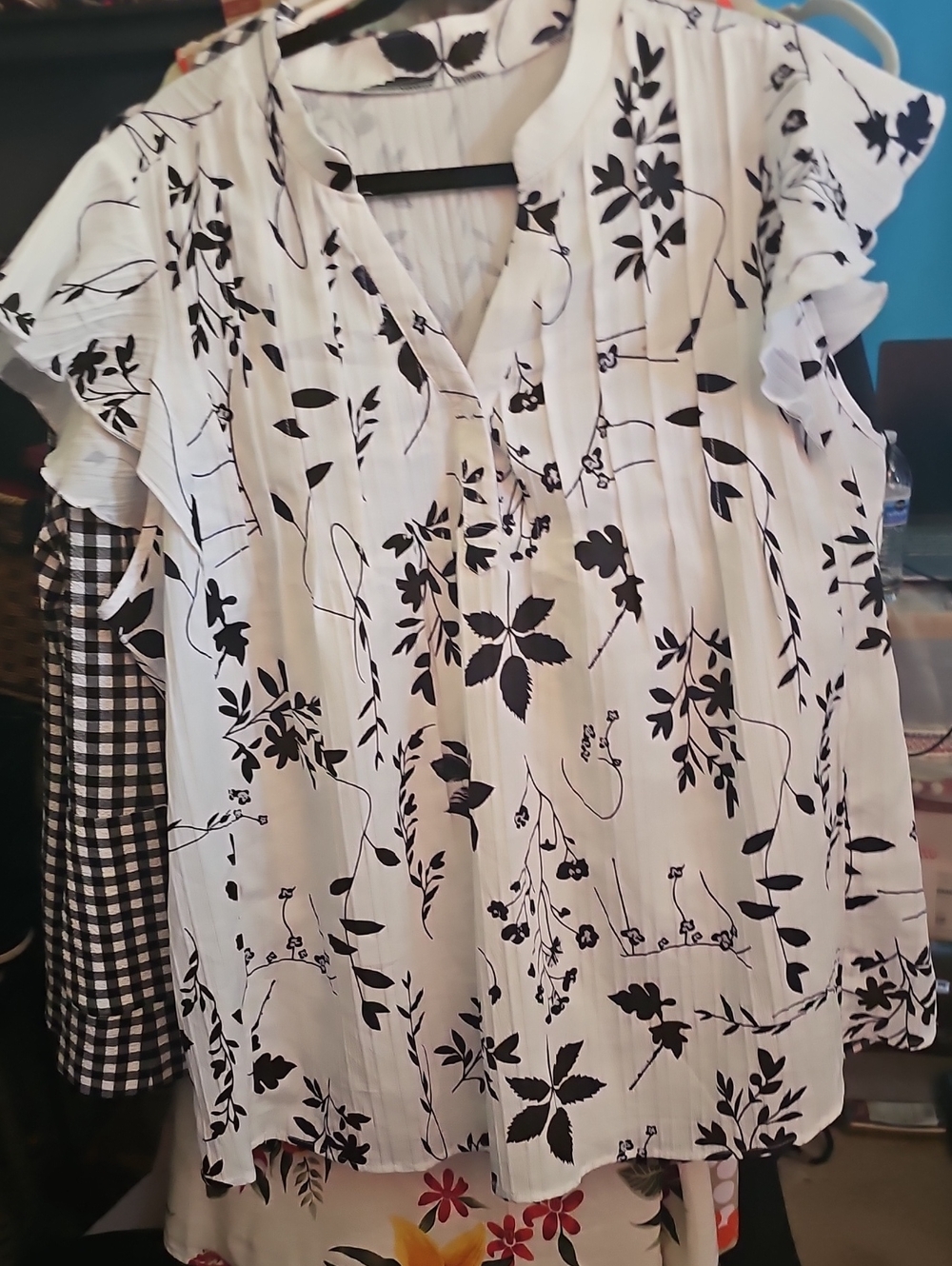Shein White/ Black Floral Short Sleeve Blouse -